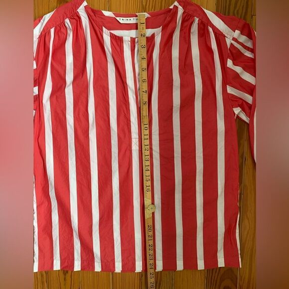 Trina Turk Bees Knees Top - Picture 10 of 11